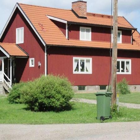 Egen Laegenhet I 2-Familjshus Pa Landet. Villa Tierp ภายนอก รูปภาพ